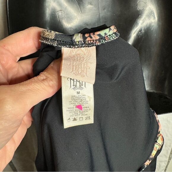 NEW HAH black floral ruched lace up reversible one piece swimsuit size Medium - Picture 6 of 8